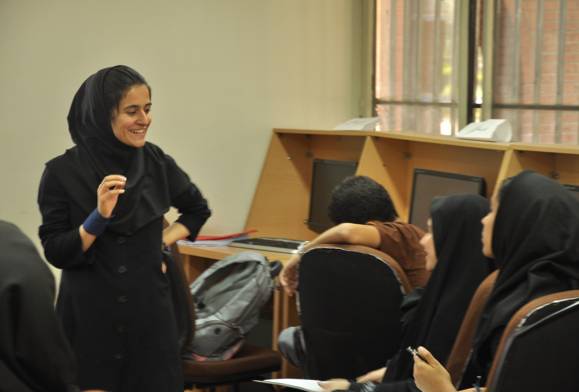تارا فرزامی
